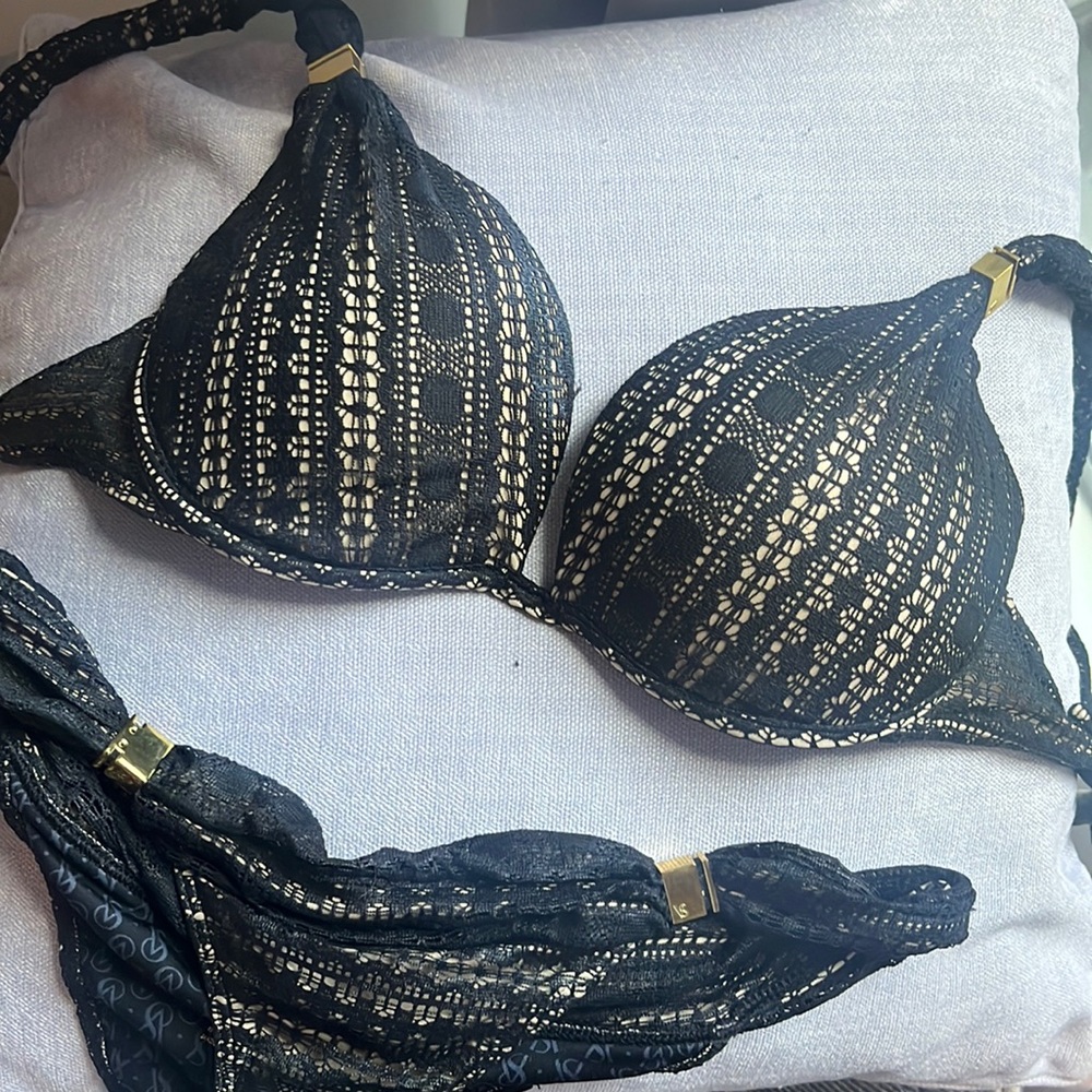 Victoria Secret black lace bikini sz small